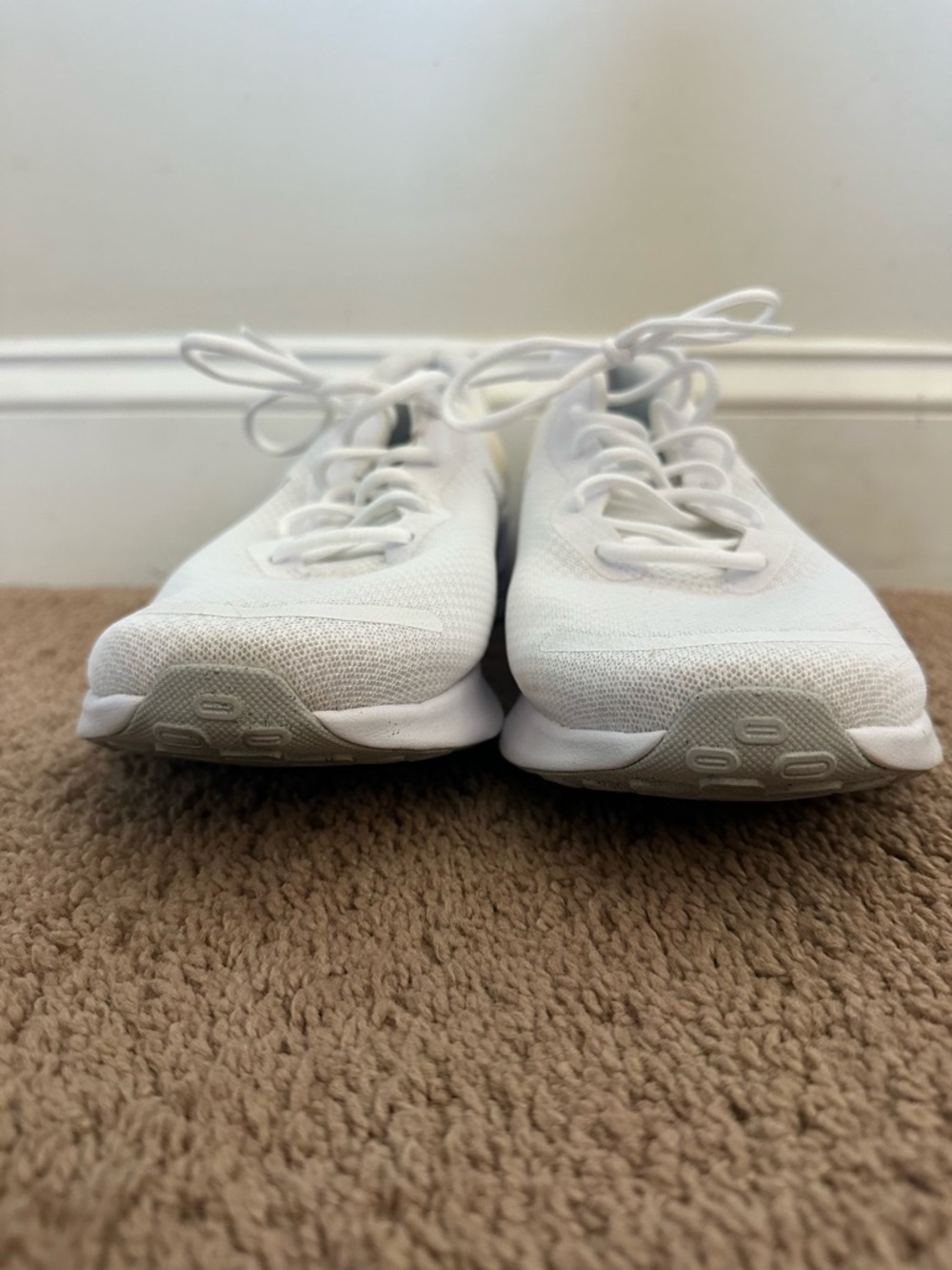 Nike Revolution Men’s Size 12 Athletic Shoes Sneaker Running Training - Picture 4 of 10